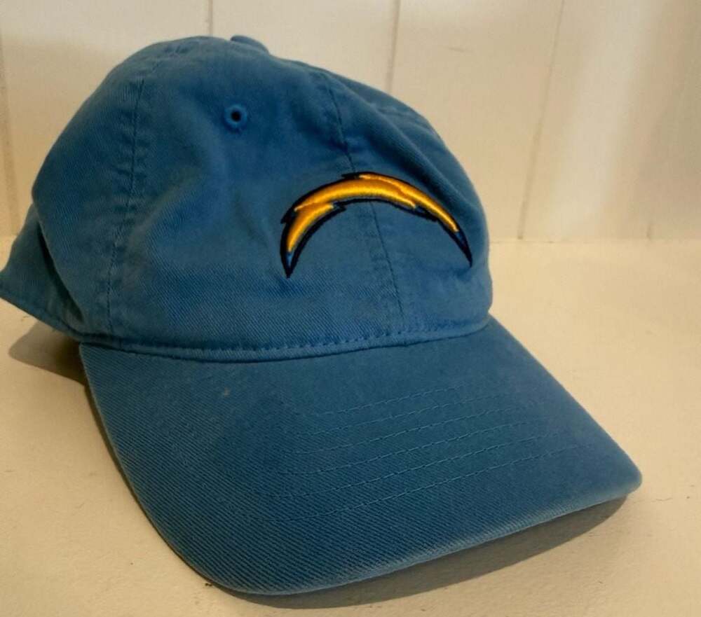 Reebok NFL Los Angeles Chargers Authentic Sideline Flexfit Cap